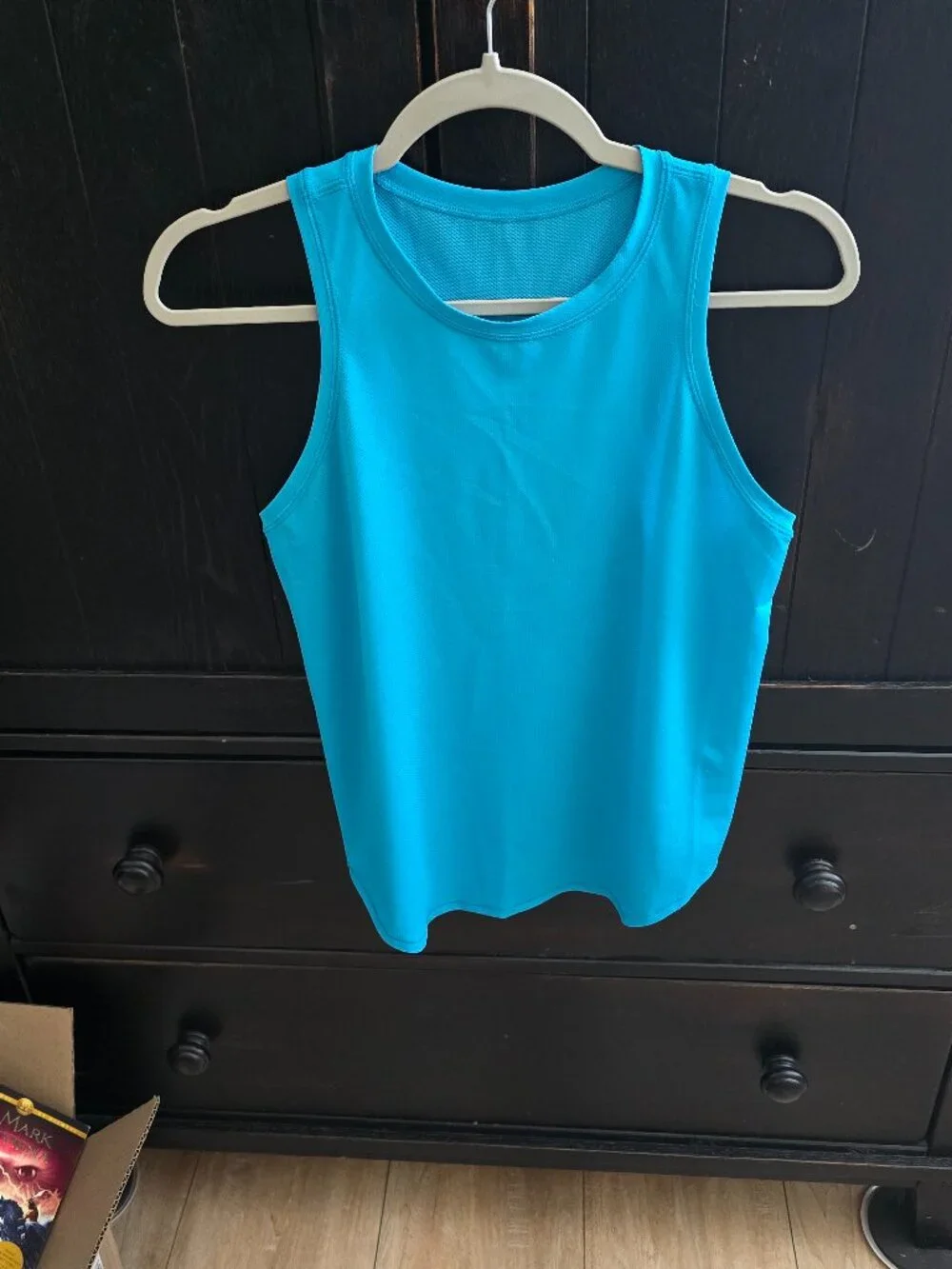 Lululemon Lightweight Running Tank Top Blue size 6 EUC